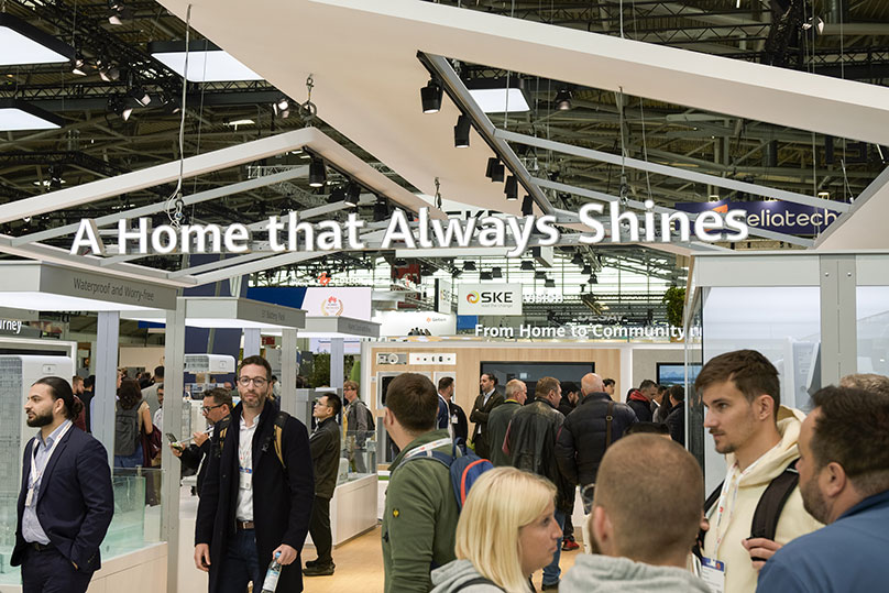 以技术创新赋能构网，华为全场景构网解决方案亮相Intersolar Europe