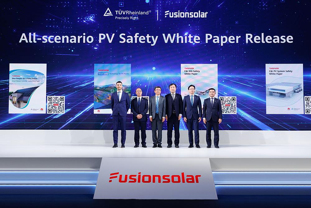 Das Maximum aus jedem Sonnenstrahl herausholen
    Huawei führt neue, intelligente PV-Produkte und -Lösungen ein und bleibt Branchenführer